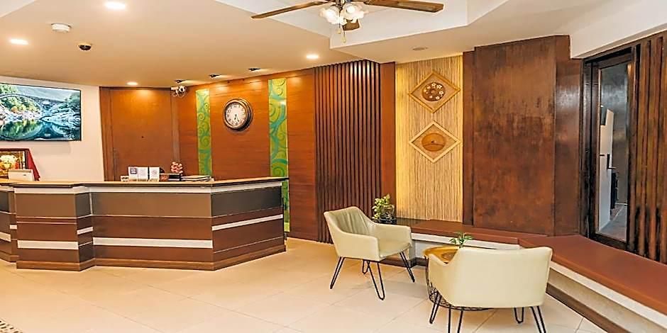 Gazebo Hotel 3*