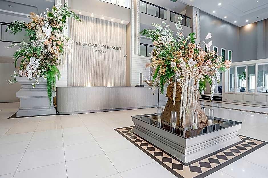Mike Garden - Sha Extar Hotel