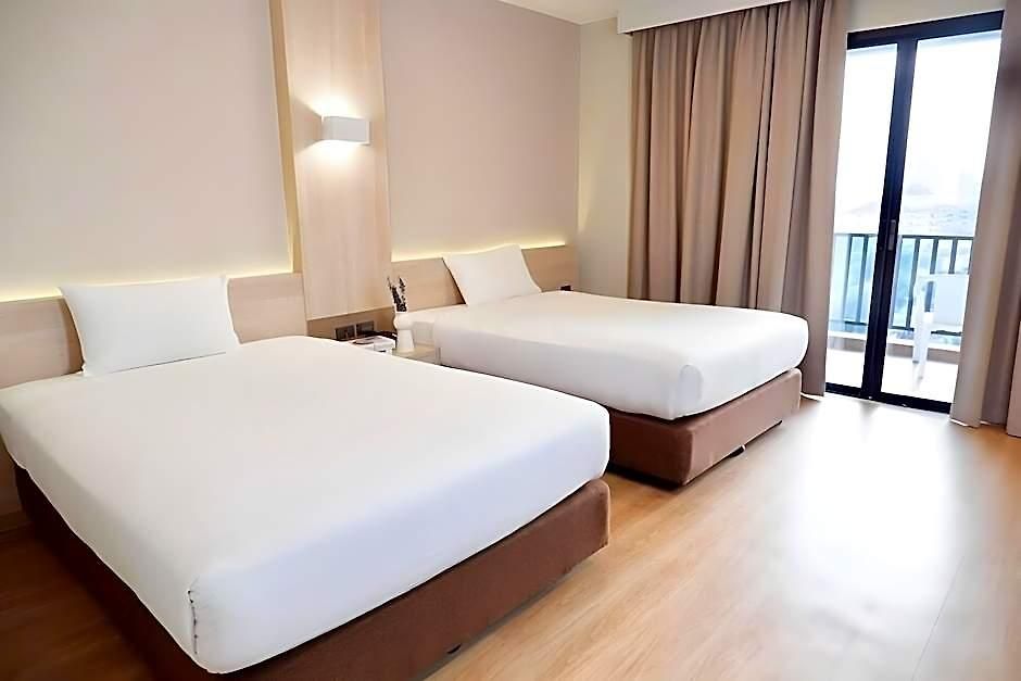 Mike Garden - Sha Extar 4* Pattaya
