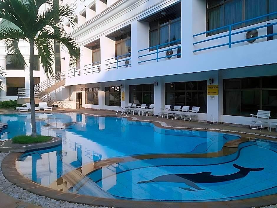 โรงแรม The Camelot