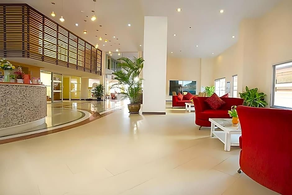 Eastiny Seven โรงแรม 3*