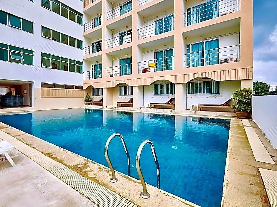 Eastiny Seven 3* Pattaya