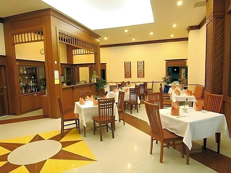 Eastiny Seven โรงแรม 3*