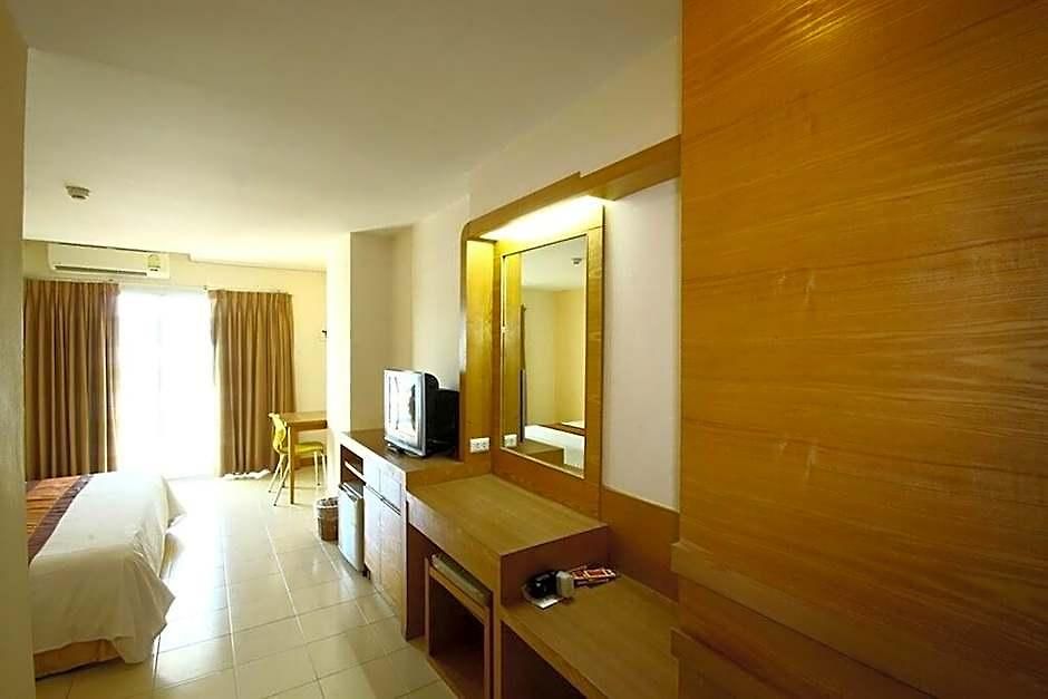 Eastiny Seven 3* Pattaya