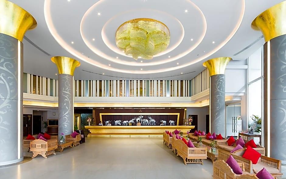 Aiyara Grand Hotel