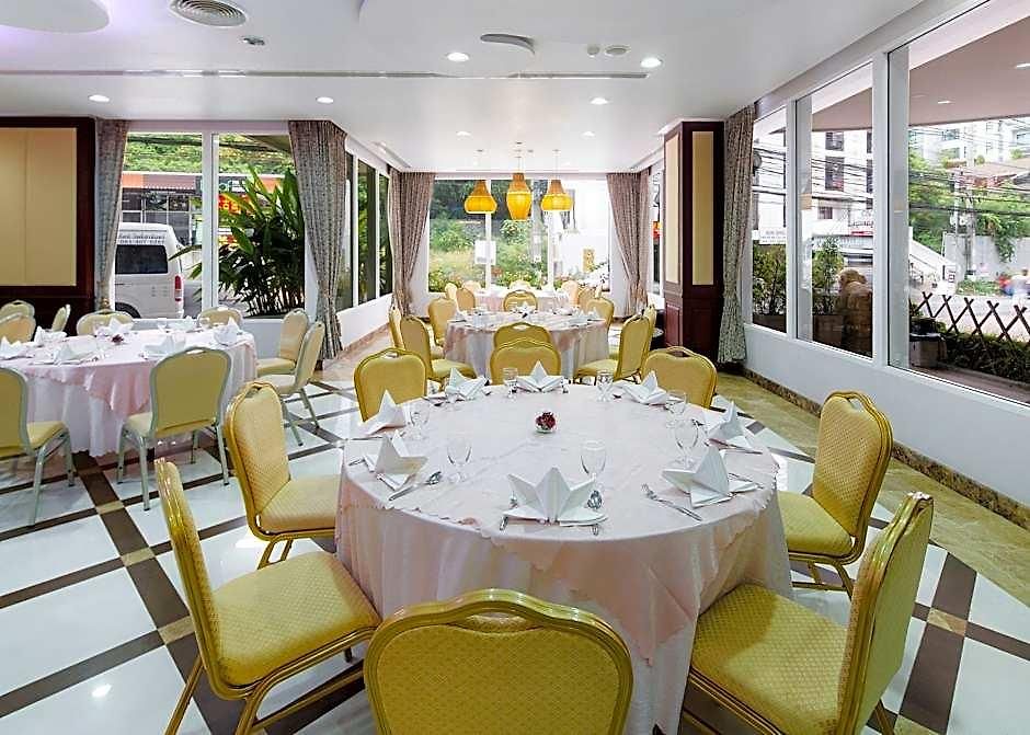 Hotel Aiyara Grand 5*
