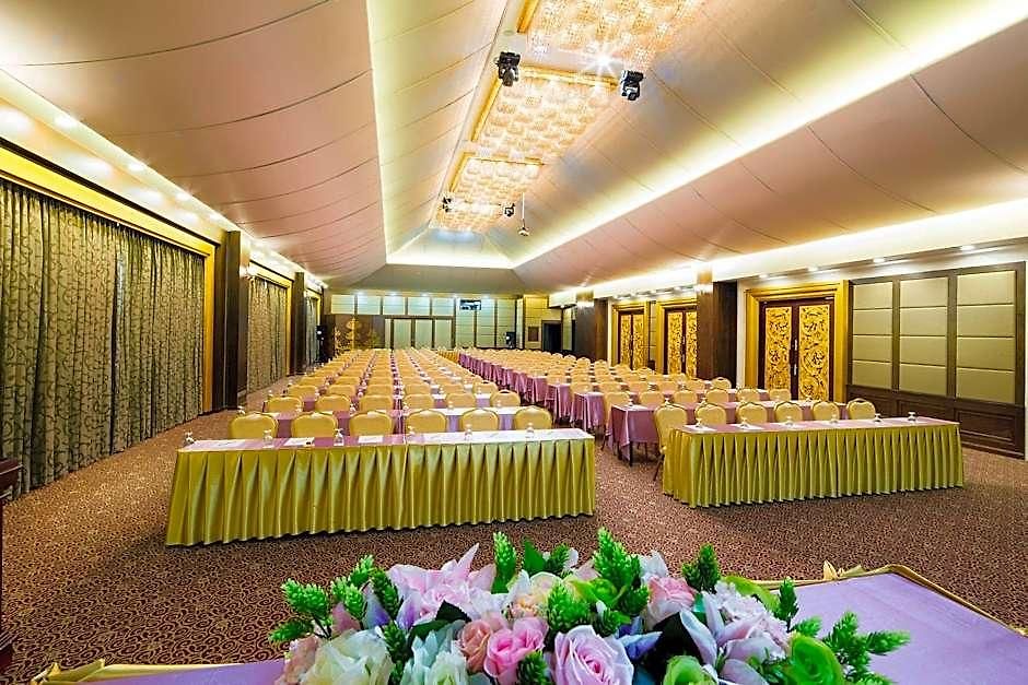 Aiyara Grand 5* Pattaya