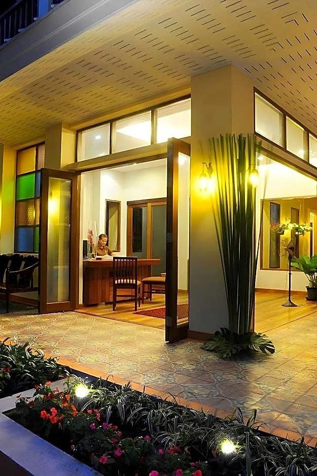 บ้านคุณนาย โรงแรม