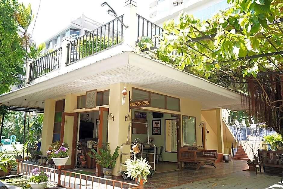 Hotel Baan Khun Nine 3*