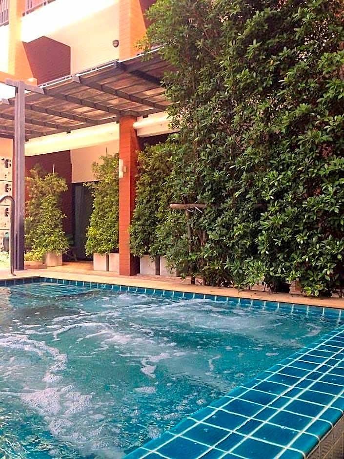 Hotel Chitra 3*