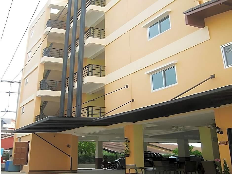 Chitra Hotel 3*