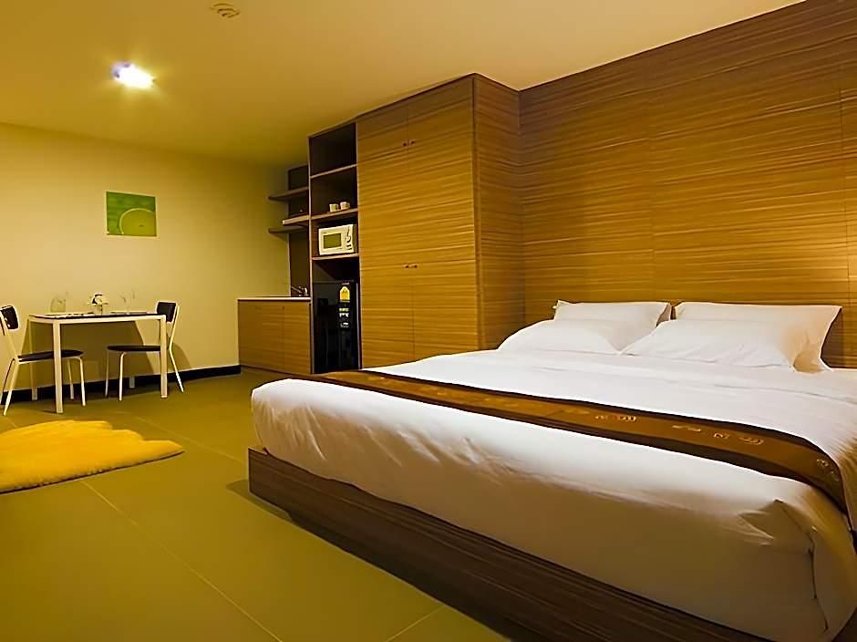 Mooks 2* Pattaya