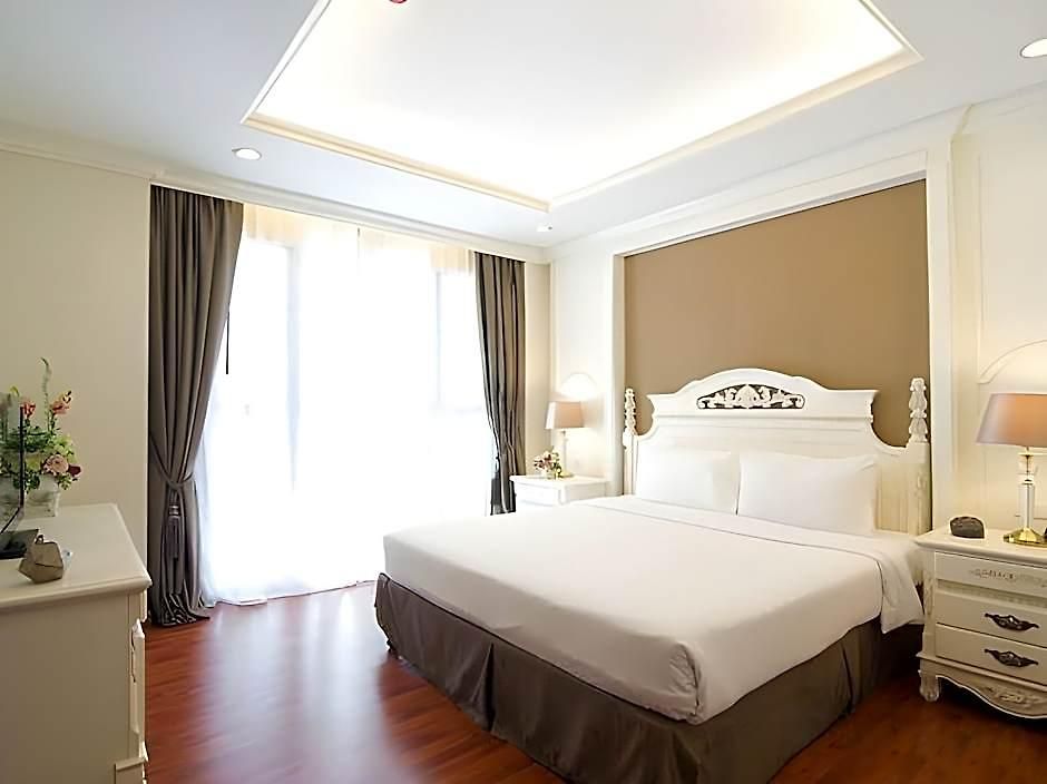แอลเค เลเจนท์ โรงแรม 4*