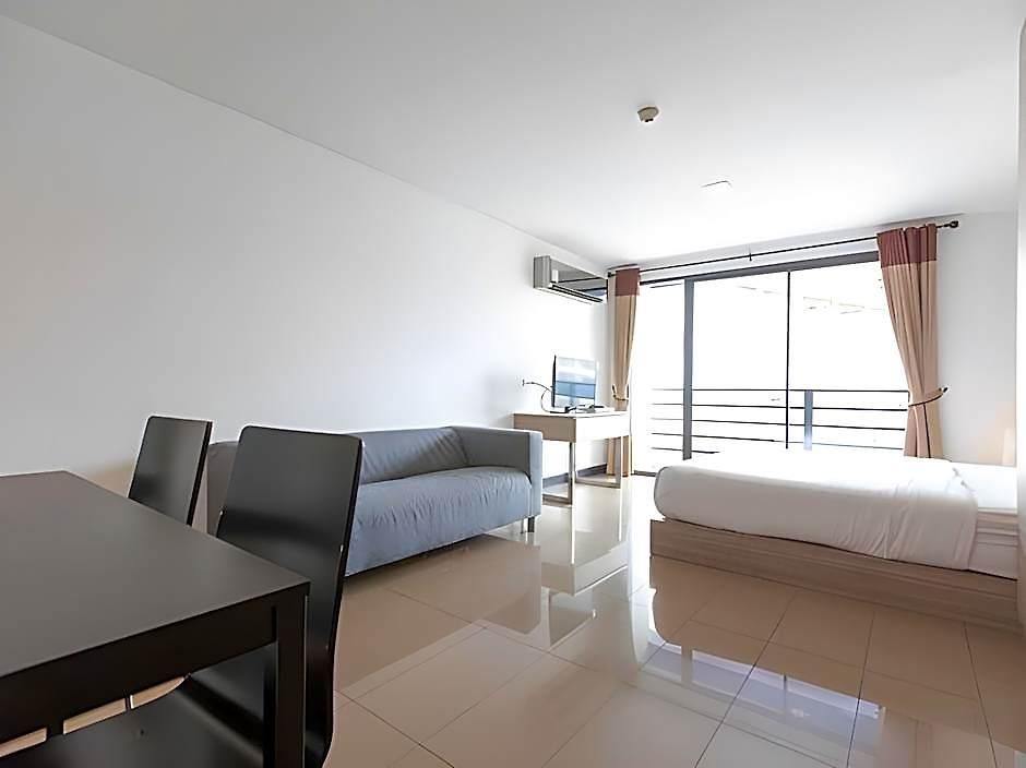 Mooks Aparthotel 2*