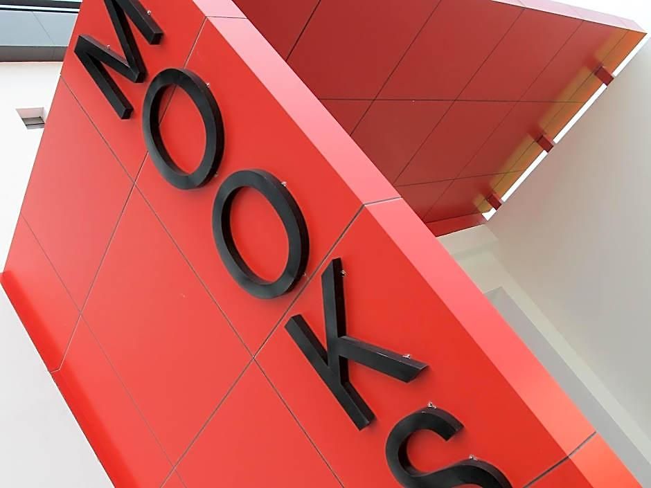 Mooks