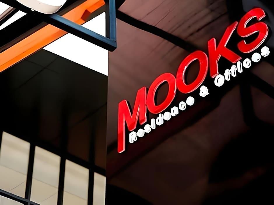 Mooks