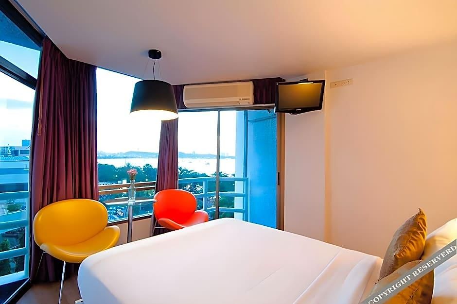 Sandalay 4*