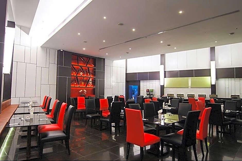 โฮเท็ล ซีเล็คชั่น พัทยา โรงแรม Pattaya