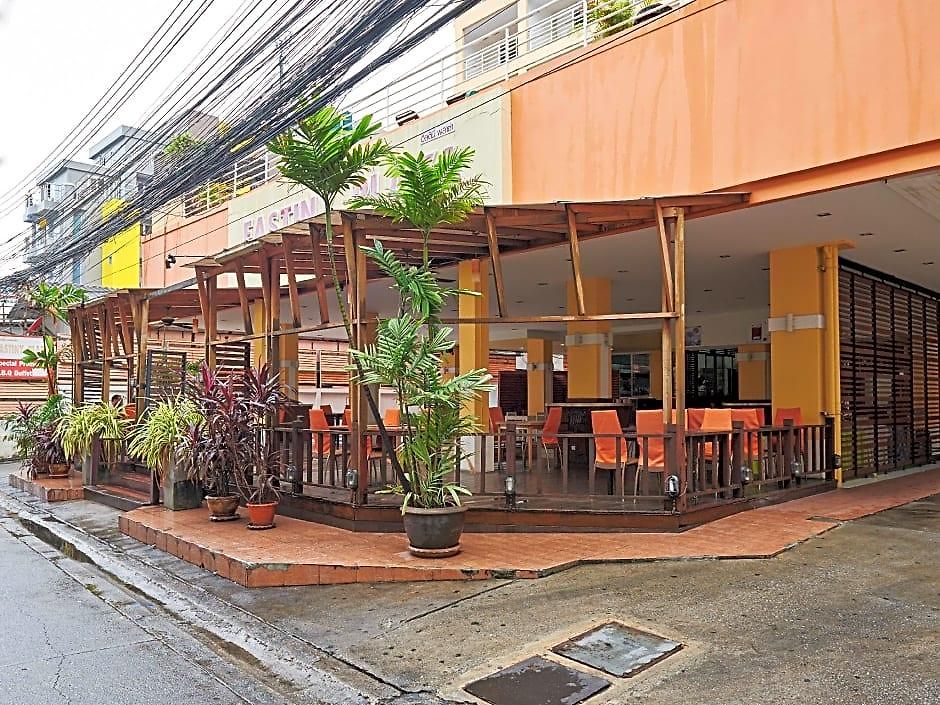 โรงแรม Eastiny Plaza