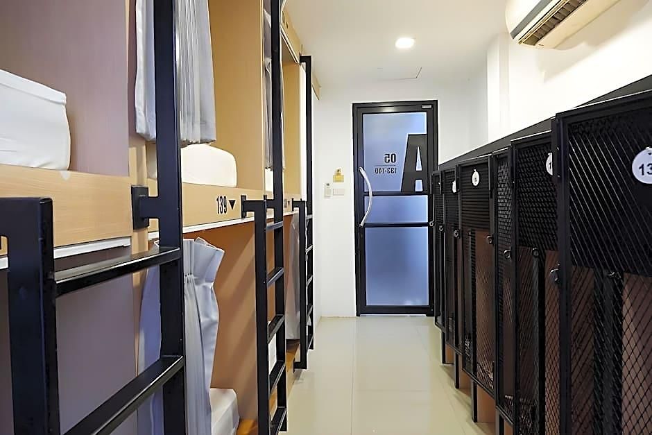 โรงแรม 18 Coins Budget Pattaya