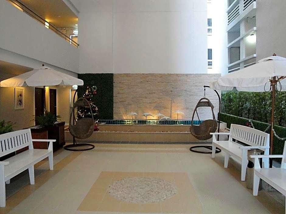 Flipper House - Sha Extra 3* Pattaya