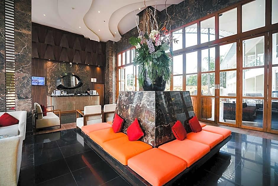 Hotel Centara Nova 4*