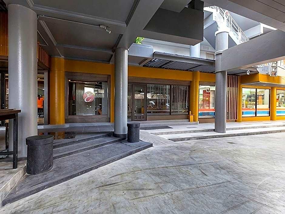 โรงแรมอีสท์ตินี่ 3* Pattaya