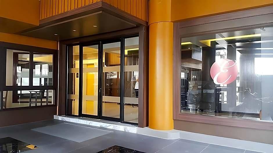 โรงแรมอีสท์ตินี่ โรงแรม Pattaya