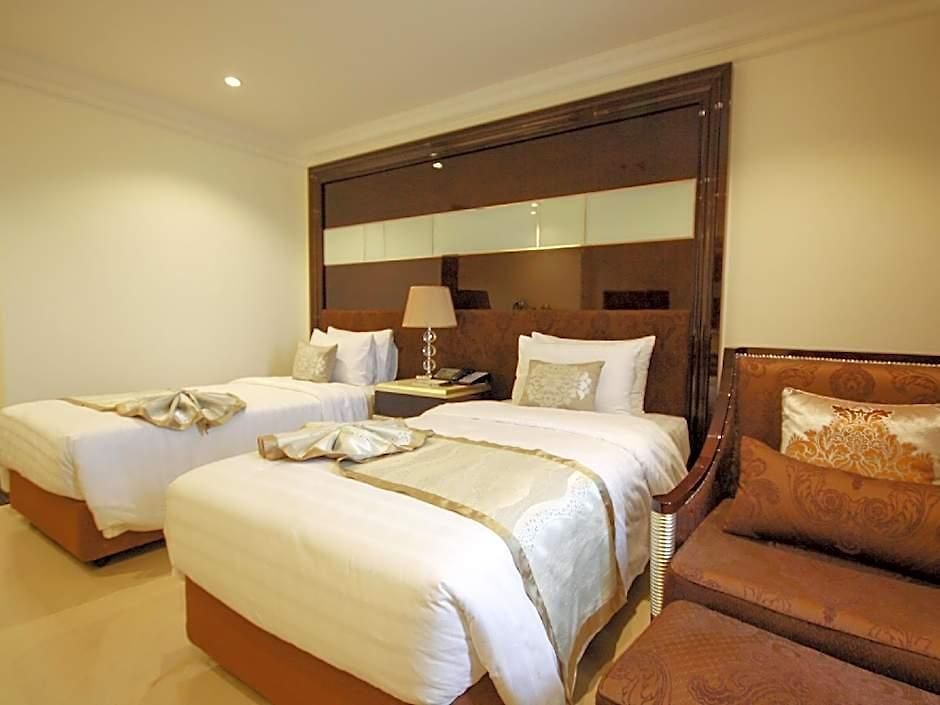 Lk President Hotel