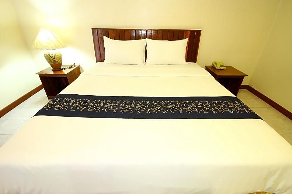 โรงแรม Eastiny Place