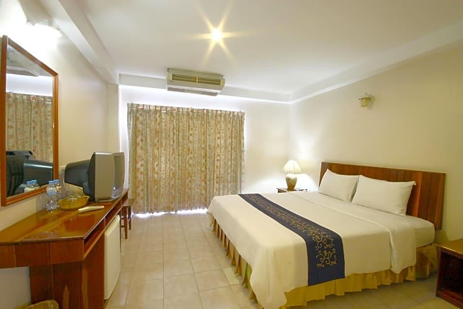 โรงแรม Eastiny Place