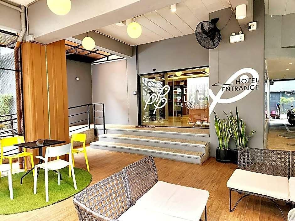 Ploen Place Hotel 3*