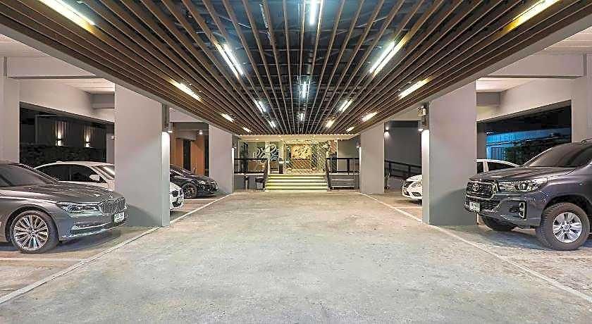 Hotel Ploen Place