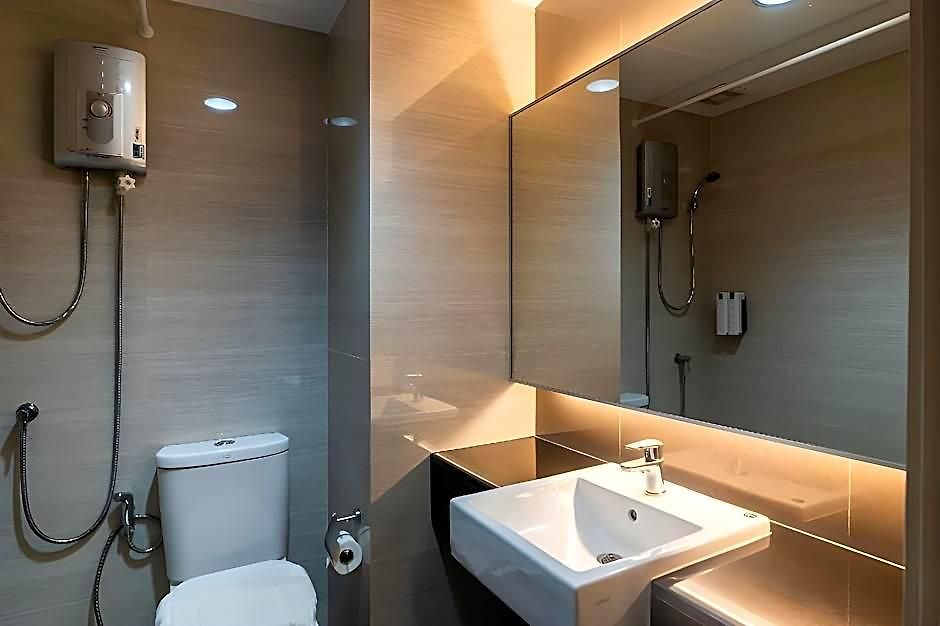โรงแรม เพลิน เพลซ เรสซิเดนซ์