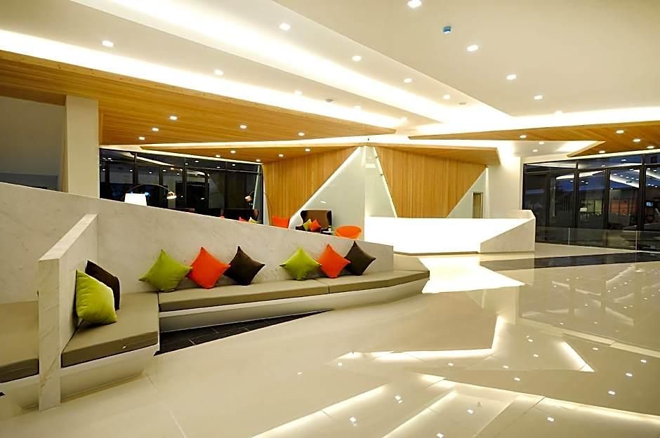 โรงแรม J Inspired 4*