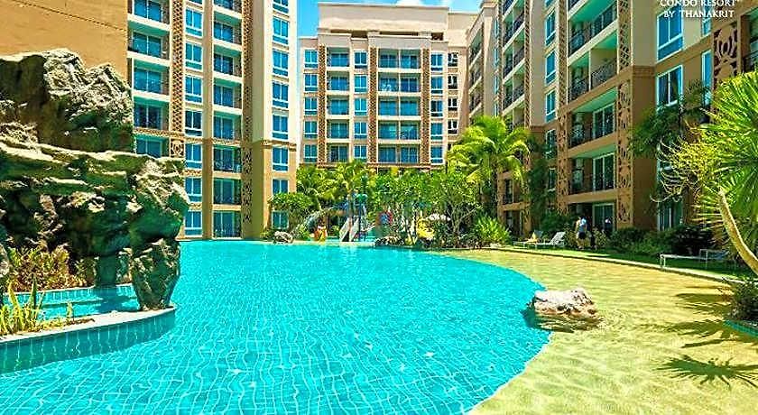 Hotel Atlantis & Water Park By The Sea Pattaya