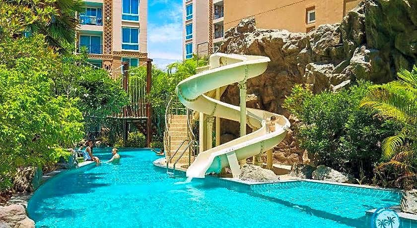 Hotel Atlantis & Water Park By The Sea