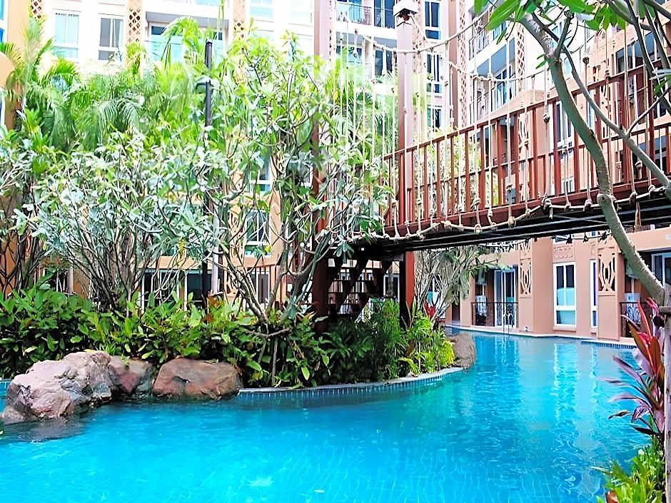 Hotel Atlantis & Water Park By The Sea Pattaya
