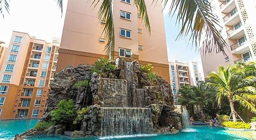 Atlantis & Water Park By The Sea *