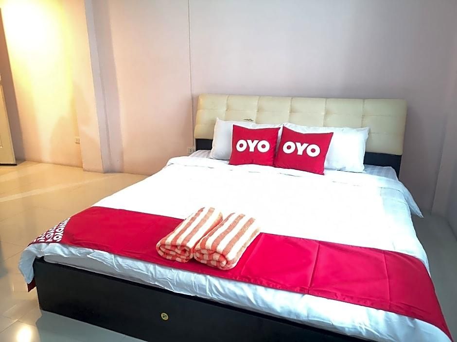 Hotel Oyo 75414 Kjs 2*