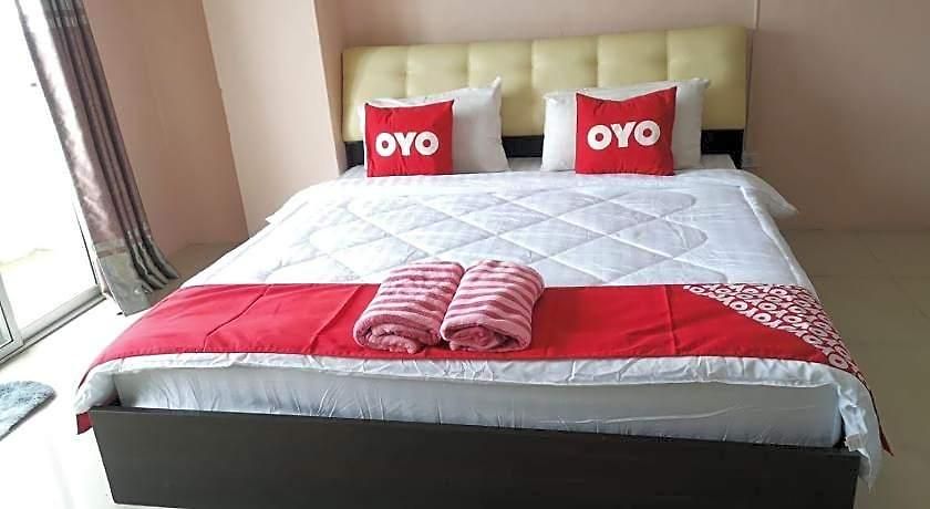Oyo 75414 Kjs Hotel
