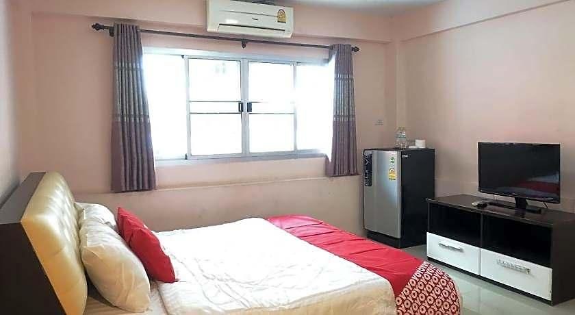 Hotel Oyo 75414 Kjs 2*