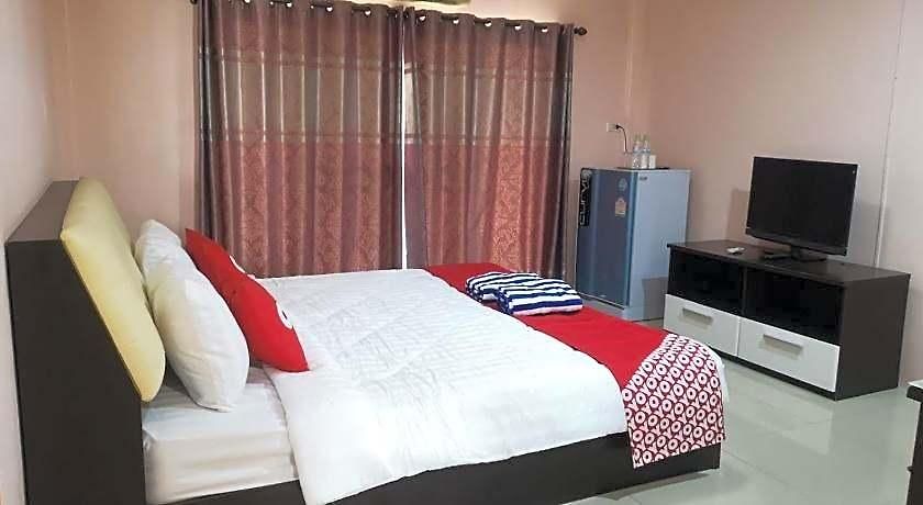 Oyo 75414 Kjs Hotel 2*