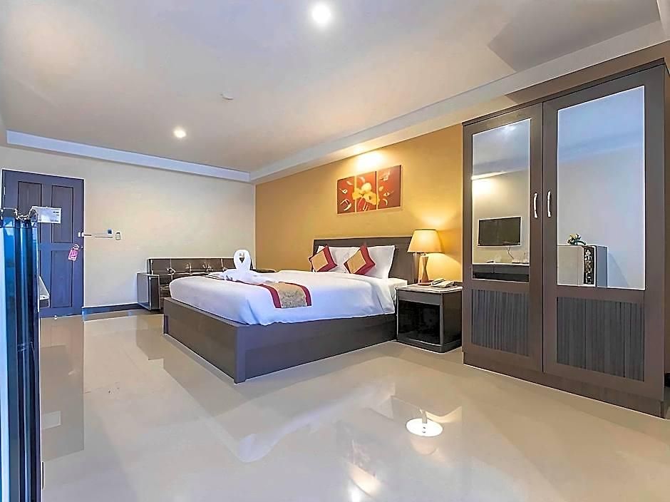 The Grand Day Night Pattaya