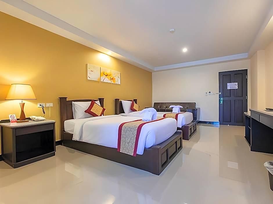 โรงแรม The Grand Day Night Pattaya