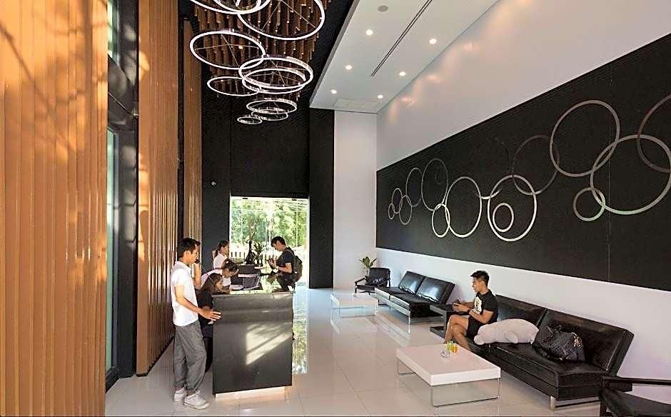 โรงแรม Unique Regency 4*
