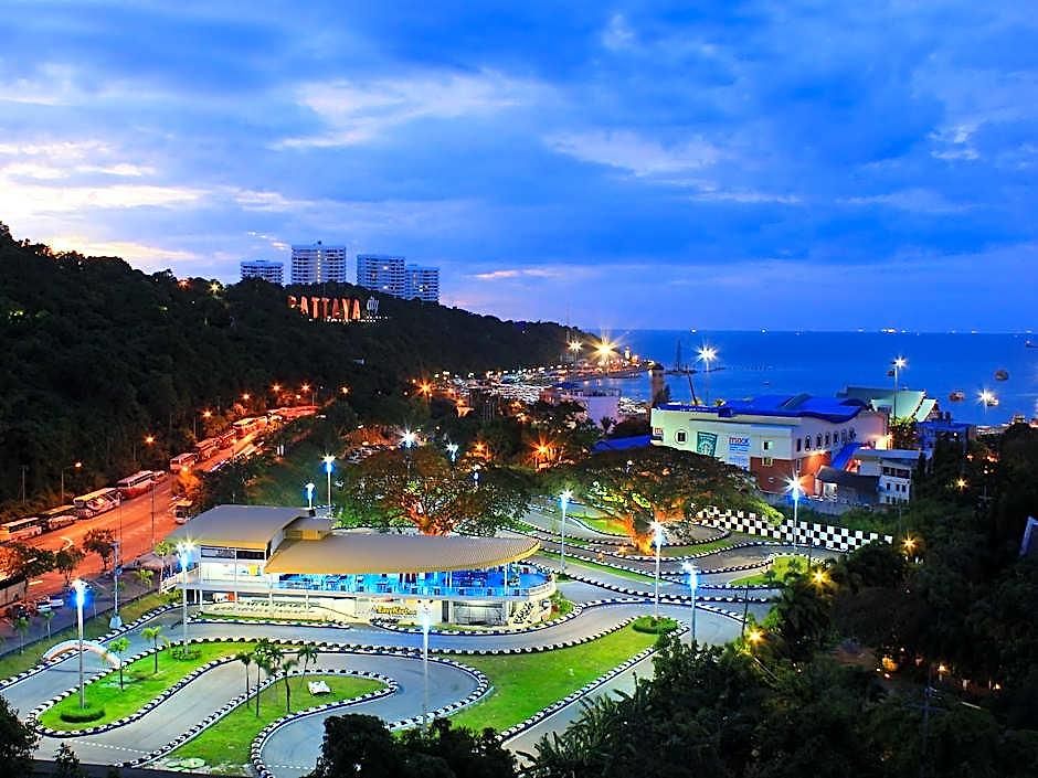 อพาร์ตโฮเทล The Monaco 2*
