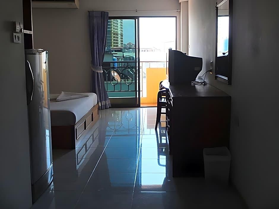 Charlie Place Hotel