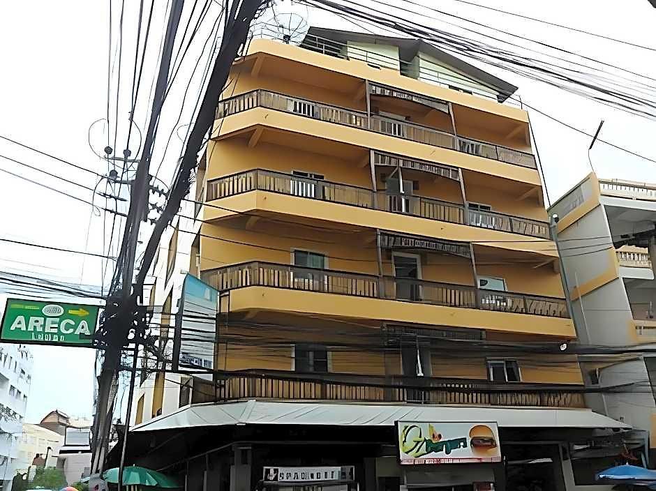 โรงแรม Nikom Court 2*