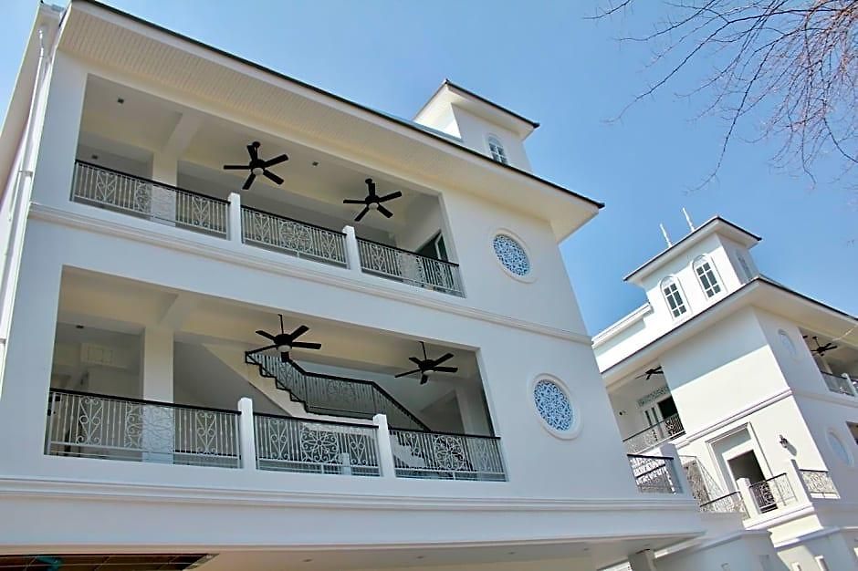 โรงแรม Noursabah 3*
